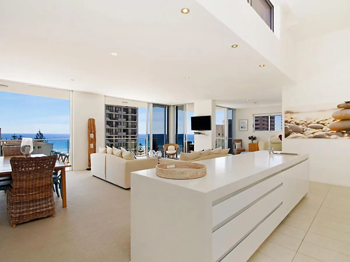 Eden Apartments Unit 1001 - Luxury 3 Bedroom Penthouse Close To The Beach In Rainbow Bay Coolangatta Gold Coast
